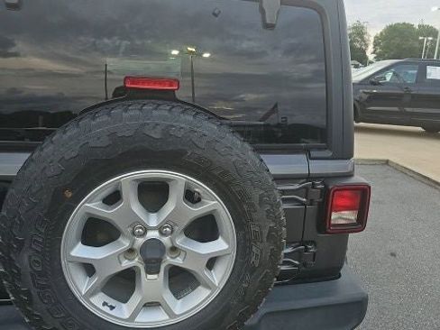 Used 2021 Jeep Wrangler Unlimited Sport AWD/4WD image 11