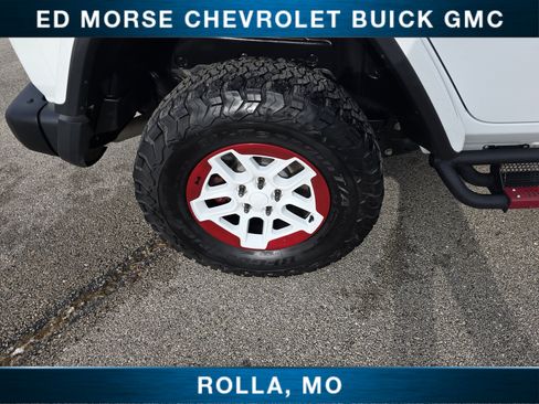 Used 2018 Jeep Wrangler Unlimited Rubicon image 12