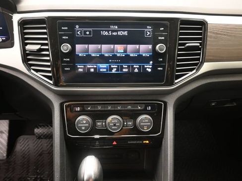 Used 2022 Volkswagen Atlas SE AWD/4WD image 4
