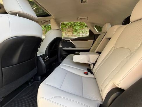 Certified 2022 Lexus RX 350 FWD w/ Premium Package image 29