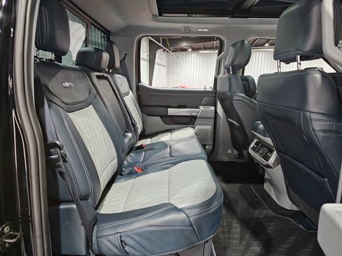 Used 2024 Ford F450 Limited w/ FX4 Off-Road Package image 36