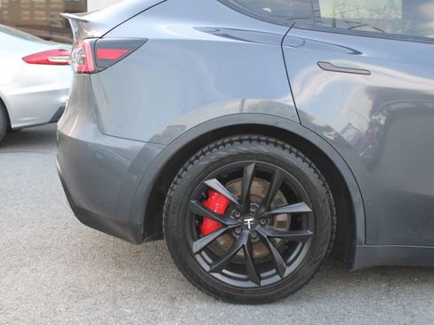Used 2020 Tesla Model Y Performance image 36