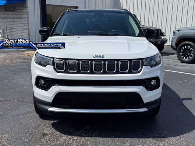 Used 2022 Jeep Compass Limited AWD/4WD image 2