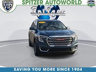 Used 2024 GMC Terrain SLT FWD video 3
