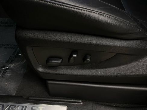 Used 2019 Chevrolet Suburban LT AWD/4WD image 22