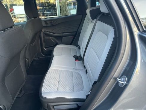 Used 2023 Ford Escape Active image 13