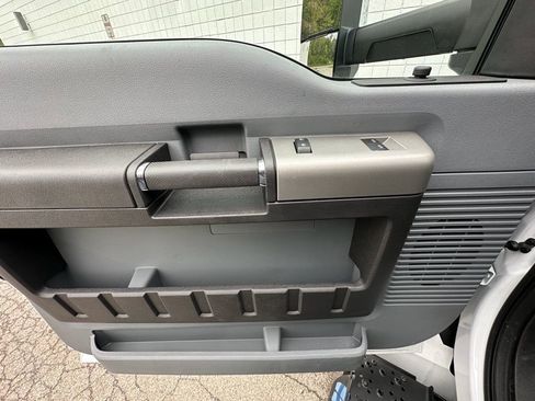 New 2026 Ford F750 2WD Regular Cab Super Duty image 19