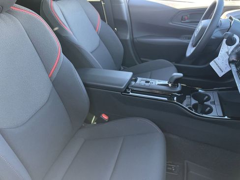 New 2026 Toyota Prius Plug-In Hybrid image 24