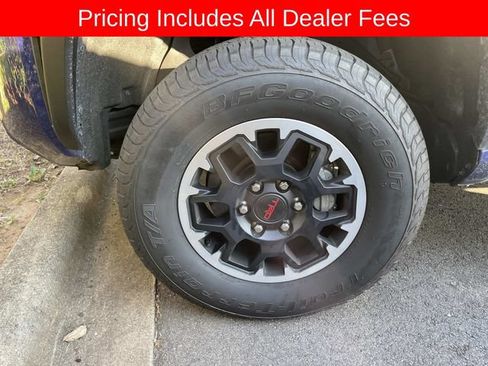 Used 2024 Toyota Tacoma TRD Off-Road w/ TRD Off Road Premium Package AWD/4WD image 2