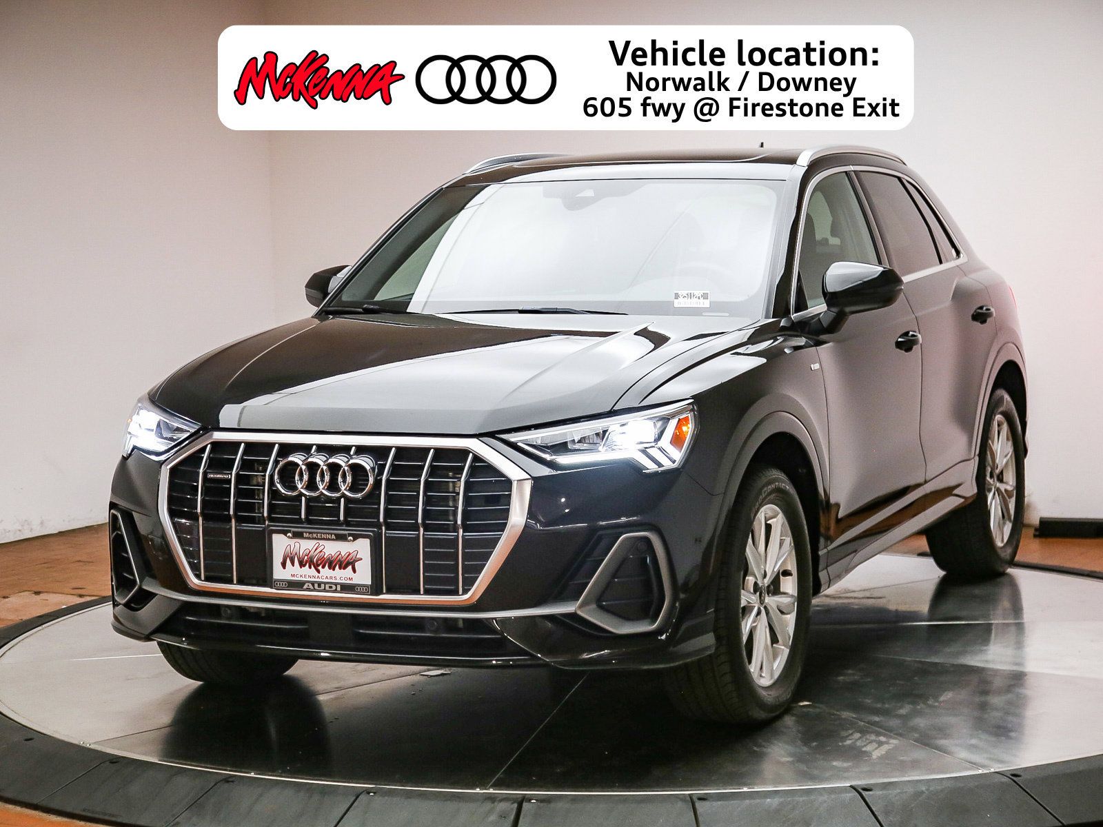 Used 2023 Audi Q3 2.0T Premium Plus w/ Premium Plus Package AWD/4WD image 1