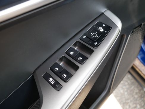 Certified 2023 Kia EV6 Wind AWD/4WD image 19