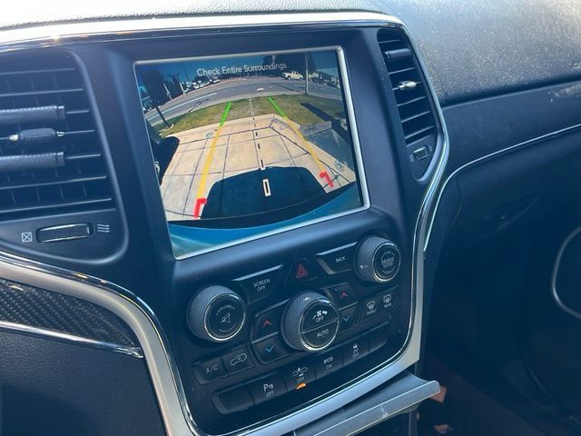 Used 2015 Jeep Grand Cherokee SRT w/ Luxury Group II AWD/4WD image 20
