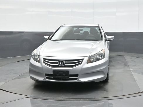 Used 2012 Honda Accord LX image 2