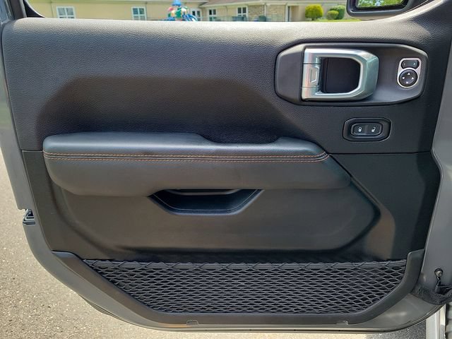 Used 2021 Jeep Gladiator Mojave w/ Safety Group AWD/4WD image 21