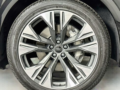 New 2026 Audi Q8 Premium Plus AWD/4WD image 11