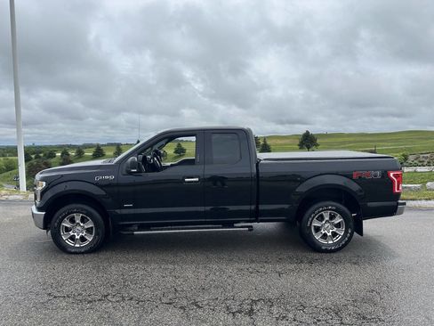 Used 2016 Ford F150 XLT w/ Equipment Group 302A Luxury AWD/4WD image 18