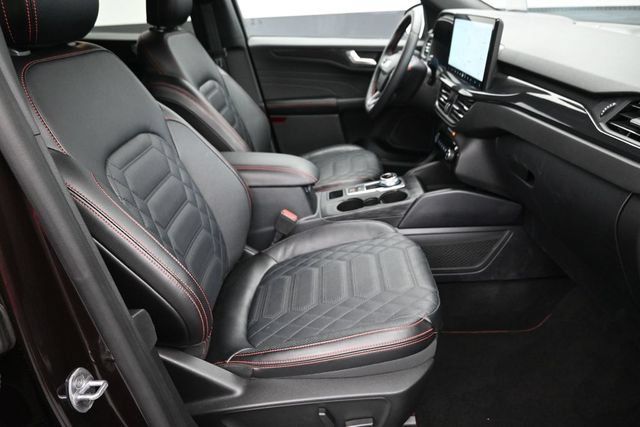 Certified 2023 Ford Escape ST-Line Elite w/ Premium Technology Package AWD/4WD image 12