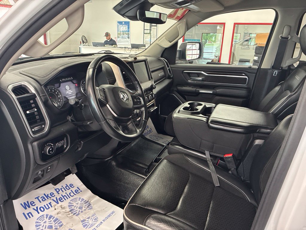 Used 2022 RAM 1500 Laramie w/ Off Road Group AWD/4WD image 12