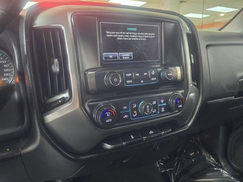 Used 2018 Chevrolet Silverado 1500 LT w/ All Star Edition image 17