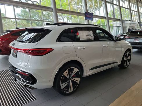 New 2026 Audi SQ5 Premium Plus AWD/4WD image 4