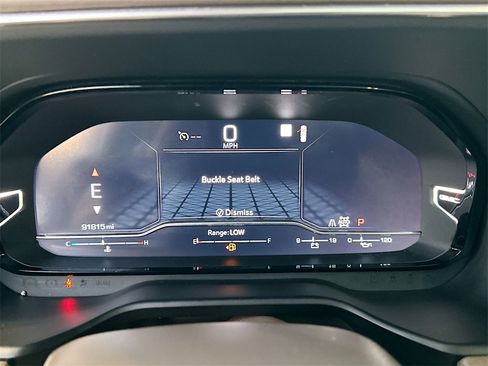 Used 2023 GMC Yukon Denali image 12