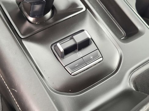 Used 2022 GMC Sierra 1500 AT4X image 24