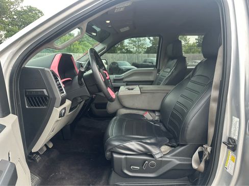 Used 2016 Ford F150 XLT w/ Equipment Group 302A Luxury AWD/4WD image 9