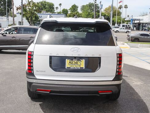 New 2026 Hyundai Palisade SEL Premium FWD image 6