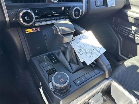 New 2025 Toyota 4Runner Limited image 14