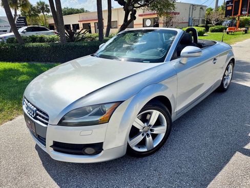 Used 2008 Audi TT 2.0T FWD image 2