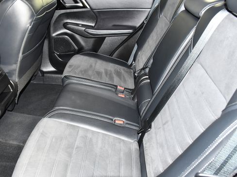 Used 2024 Mitsubishi Outlander SE AWD/4WD image 45