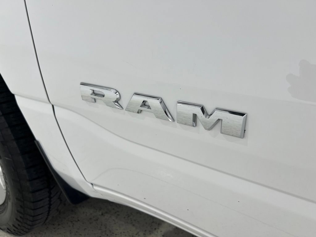 Used 2024 RAM 1500 Big Horn AWD/4WD image 28