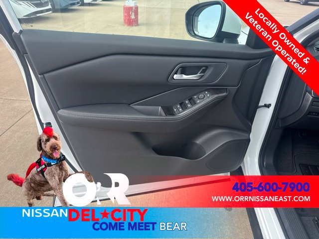 New 2026 Nissan Rogue SV w/ Cold Weather Package AWD/4WD image 18