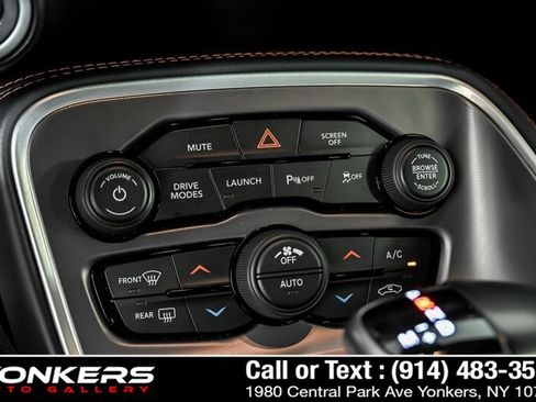 Used 2022 Dodge Challenger R/T Scat Pack RWD image 19