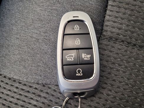 Used 2021 Hyundai Santa Fe SEL w/ Convenience Package AWD/4WD image 32