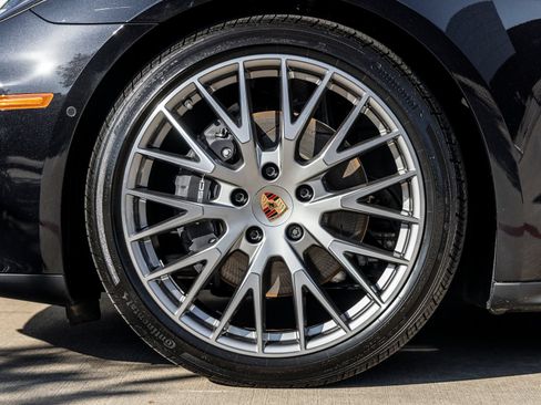 Certified 2026 Porsche Panamera 4 AWD/4WD image 13