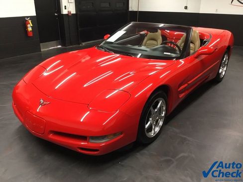 Used 1999 Chevrolet Corvette Convertible image 6