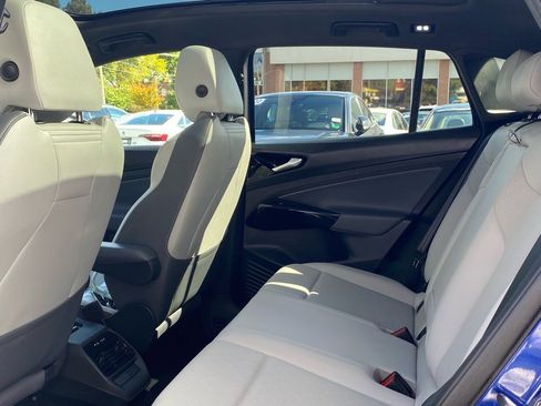 Used 2021 Volkswagen ID.4 Pro S w/ ID.4 Protection Package (IPT) image 19