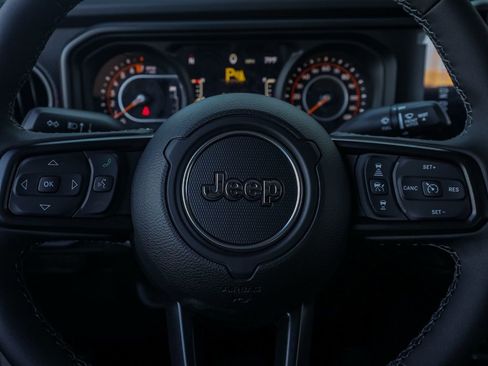 New 2026 Jeep Gladiator Rubicon w/ Safety Group image 24