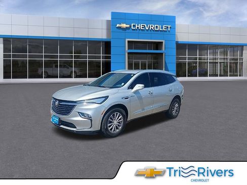 Used 2022 Buick Enclave Essence AWD/4WD image 1