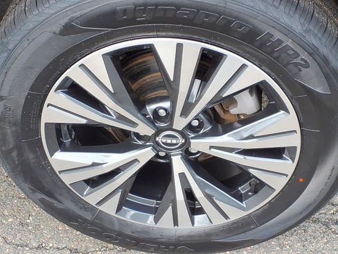 Certified 2023 Nissan Rogue SV AWD/4WD image 7