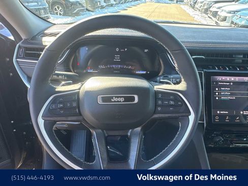 Used 2023 Jeep Grand Cherokee L Limited image 15