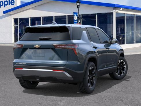 New 2026 Chevrolet Equinox LT AWD/4WD image 4