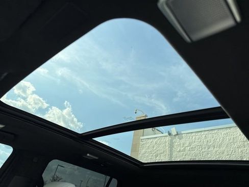 Used 2026 Cadillac Escalade Platinum Sport w/ LPO, ONYX Package AWD/4WD image 27