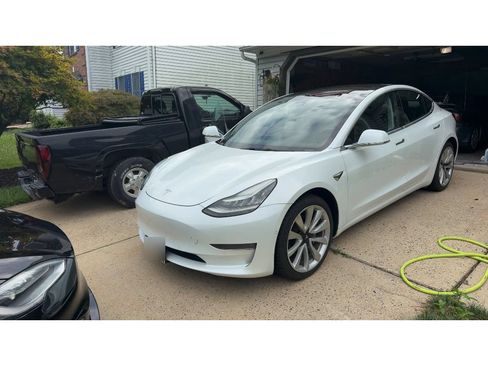 Used 2019 Tesla Model 3 Performance AWD/4WD image 1