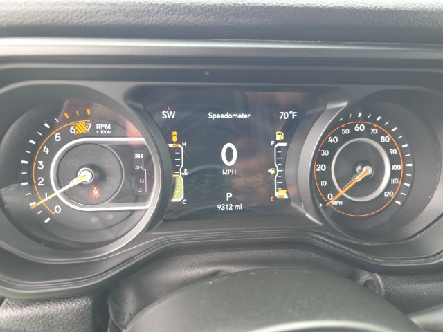 Used 2025 Jeep Wrangler Unlimited Sport AWD/4WD image 17