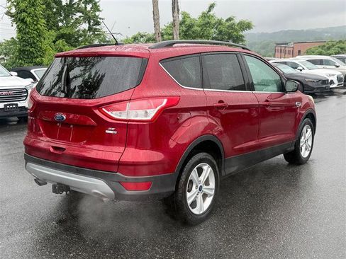 Used 2016 Ford Escape SE w/ Equipment Group 201A AWD/4WD image 6