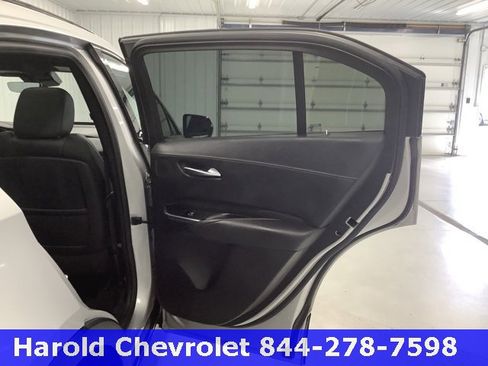 Used 2022 Cadillac XT4 Sport image 8