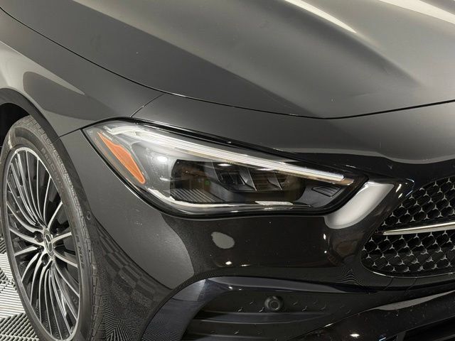 Used 2024 Mercedes-Benz CLE 300 4MATIC Coupe image 12