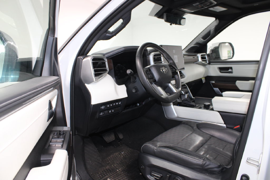 Used 2024 Toyota Tundra Capstone AWD/4WD image 14